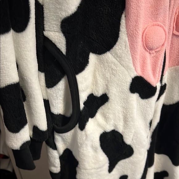 Cow Print Hooded Onesie with Pink Accents - Picture 8 of 8
